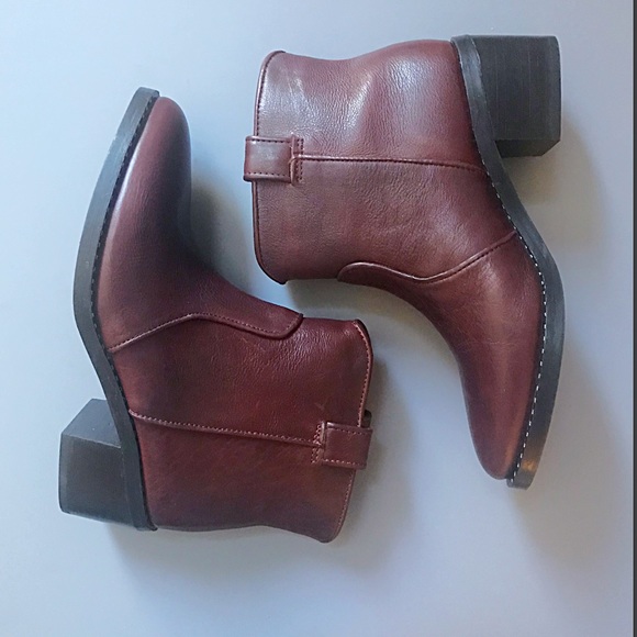 jeffrey campbell konda ankle bootie